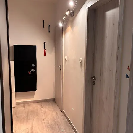 Lejlighed Elegant Escape Iv - Free Parking, Easy Access To Center